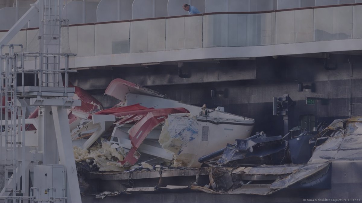 Bremerhaven Collision: Police Open Probe Into Mein Schiff 3 Captain